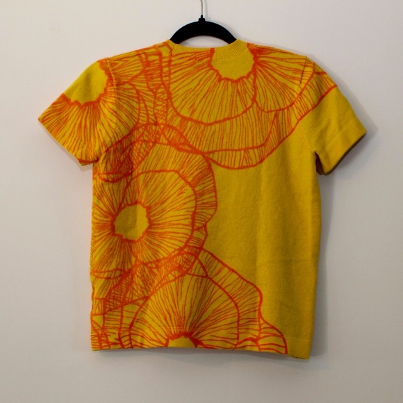 Bright short sleeve sweater - Picture 2 of 2